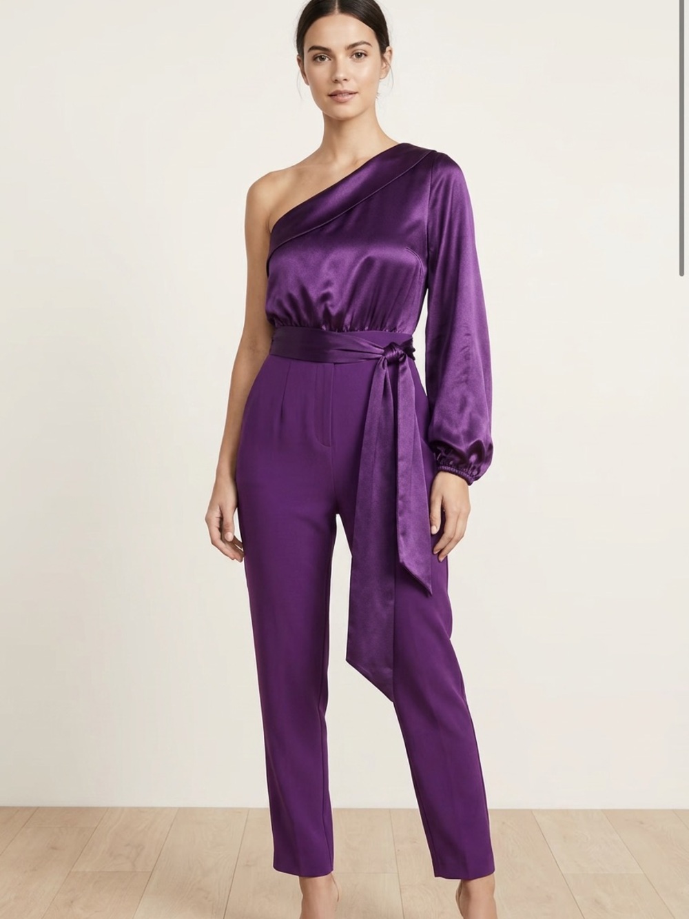 Stylish One-Shoulder Satin Jumpsuit - Picture 2 of 3